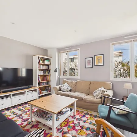 度假居 Maison Pour 8 Avec Jardin, Centre St-gilles